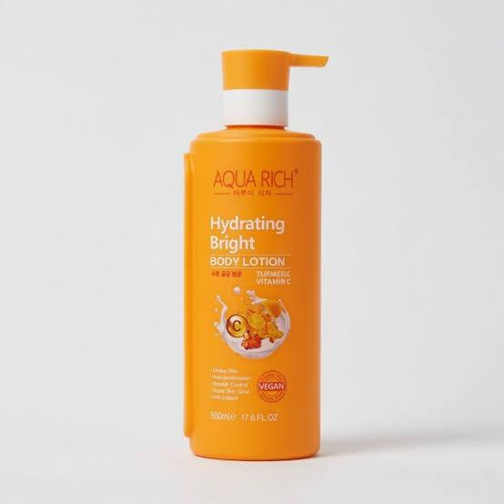 AQUA RICH Hydrating Bright Turmeric And Vitamin C Body wash